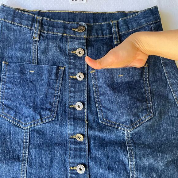 Emma’s Designs Women’s Kneelength Frayed-hem Frontbutton Denim Skirt size S,Blue - Picture 6 of 8